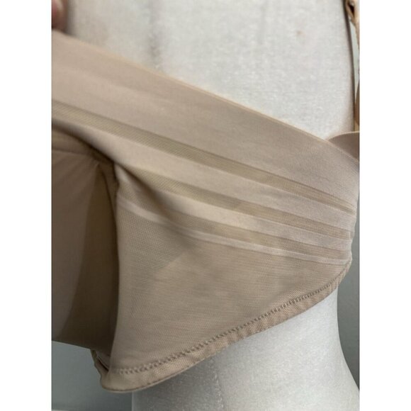 Paramour Marvelous Bra Nude Color Women Size 42DD Full Coverage Wired - Picture 3 of 9